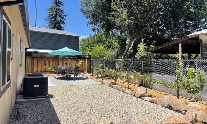 Napa House | Downtown Napa 3 Bedroom 2 baths house