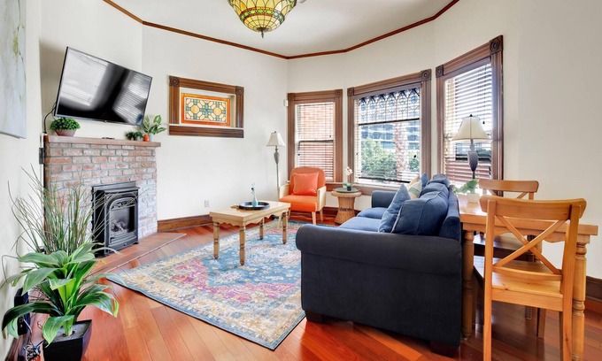 Cortez Hill House | Downtown Victorian 2 Bedroom with Balcony!