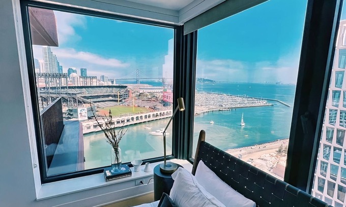 Mission Bay Condo | DREAM Condo in SF~𝐌𝐨𝐬𝐭 𝐢𝐜𝐨𝐧𝐢𝐜 𝐖𝐚𝐭𝐞𝐫𝐟𝐫𝐨𝐧𝐭 & 𝐂𝐢𝐭𝐲 𝐕𝐢𝐞𝐰