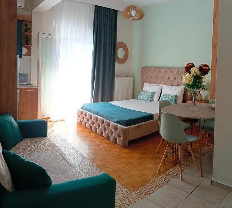 Larissa Apartment | DREAM HOME