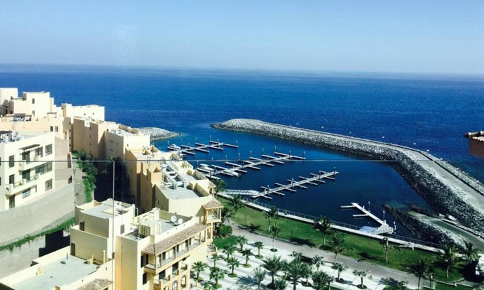 Al Kubus Apartment | Dream Inn - 2BR Apartment with Sea View in Fujairah