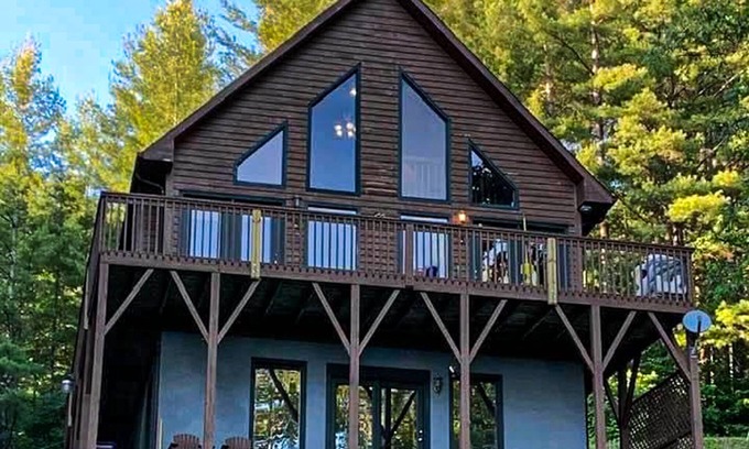 Grassy Creek Cabin | Dream Mountain Delight - Mountain Magic: October in the Carolinas