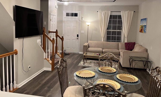 Northwest Raleigh House | Dream Property