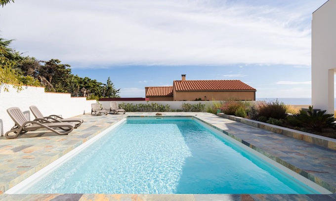 Cerbere Villa | Dream Vacation in a Beautiful Villa with Exceptional Sea View