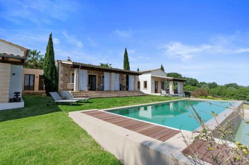 Majorca House | Dreamlike Finca with garden infinity pool panoramic views