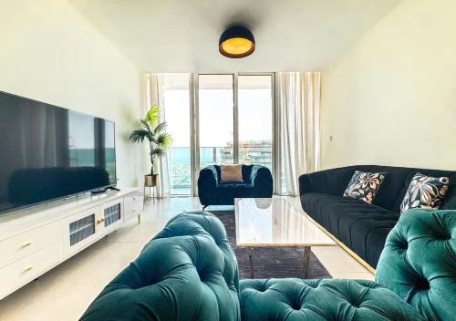 Bur Dubai Apartment | DreamShoma- Fabulous 1BR Luxury