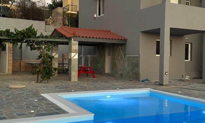 Lagonissi Apartment | Dreamy 2 Bd Retreat in Saronida with Pool & View