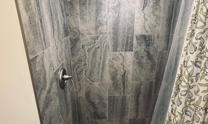 Terrace Lake Gardens Apartment | Dreamy Waterfront Walkout Basement Apt - 3BDR/2BA - Kansas City, Private Entry