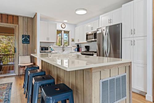 South Beach House | Driftwood