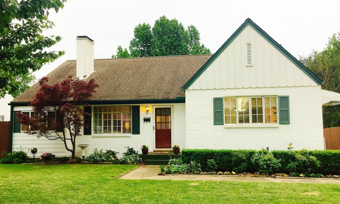Tulsa House | Driller's Dwelling, 1 blk from Expo Center & Fairgrounds, midtown, REMODELED