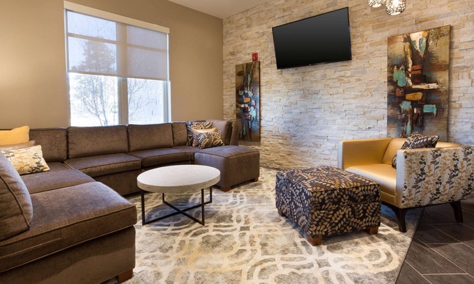 Buechel Hotel | Drury Inn & Suites Louisville North