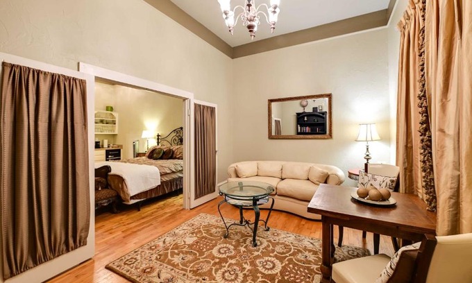 Decatur Apartment | Dtwn Decatur Apt Walk to Restaurants and Shops