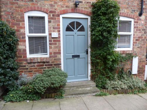 Thirsk House | Duck Cottage