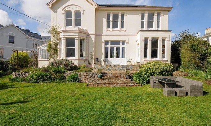 Teignmouth House | Duncombe
