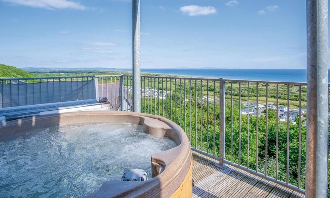 Pendine Apartment | Dunes End - 2 Bedroom Apartment - Pendine