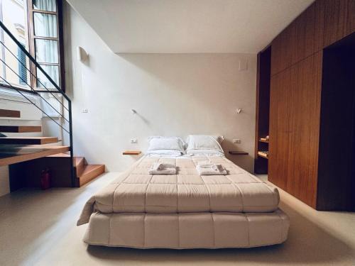 Duomo Apartment | Duomo Studio Elegance and Comfort 1 Minute from the Duomo