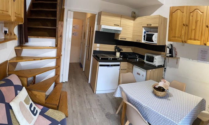 Samoens Apartment | Duplex 2min walk from village center, parking + lift