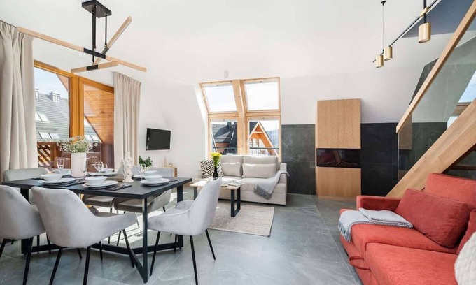 Koscielisko Apartment | Duplex Apartment with Terrace and Mountain ViewE21