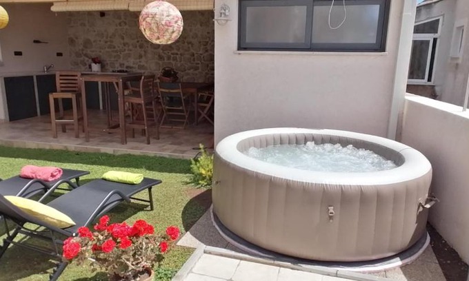 Gornji Kono House | Duplex Maria Di, Free Parking, Sea View