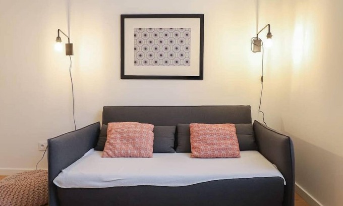 Les Chalets - Saint-Aubin - Saint-Etienne Apartment | Dv6 La Vie en Rose - Métro - Gare Jean-Jaurès