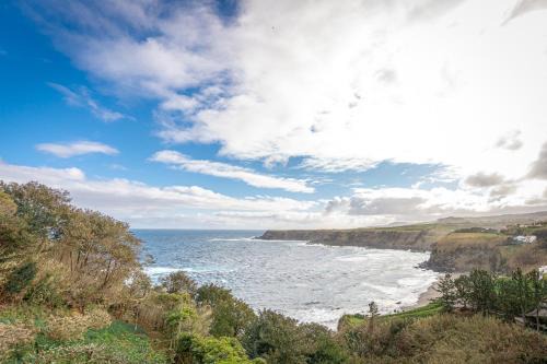 Ribeira Grande Apartment | Eagle's Perch in Porto Formoso