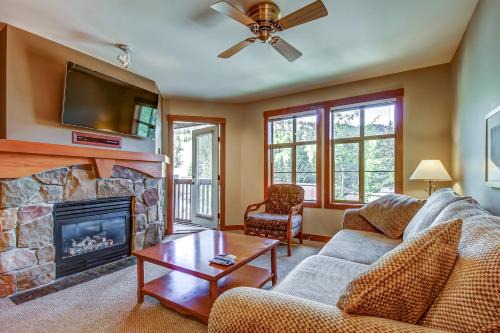 Salt Lake Mountain Resorts Apartment | Eagle Springs West 403: Blackbird Suite
