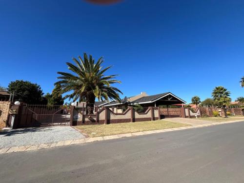 Klerksdorp Apartment | Eagles Rest