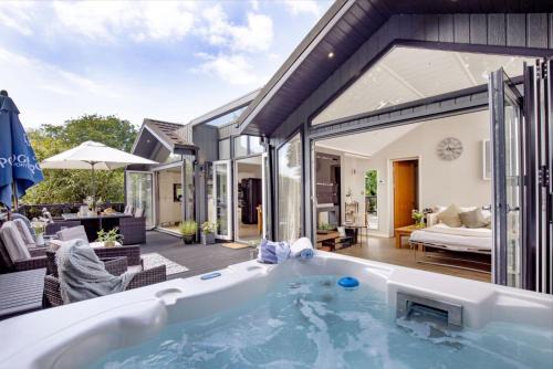 Brayford House | East Down Lodge, Kentisbury Grange