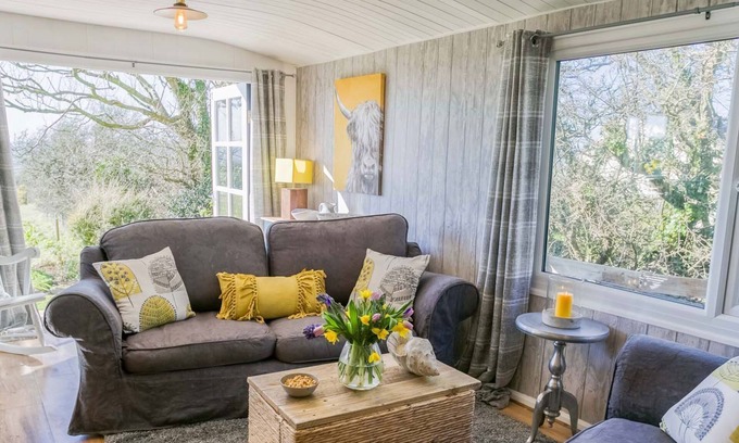 Llanerchymedd Cottage | Easter Cabin - a remote that sleeps 4 guests in 2 bedrooms