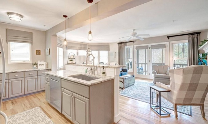 Foscoe Condo | Echota Wintergreens 1611- Mountain Condo, Gated Resort, Indoor/Outdoor Pools and Hot Tub, Fitness.