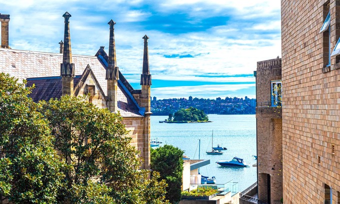 Bellevue Hill Apartment | Eclectic Art Deco Retreat in Harborside Enclave, Double Bay