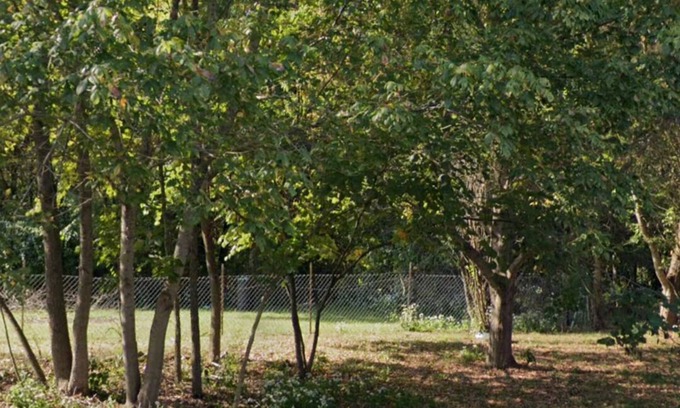 Murphysboro RV Rental | Eclipse Campsite 2
