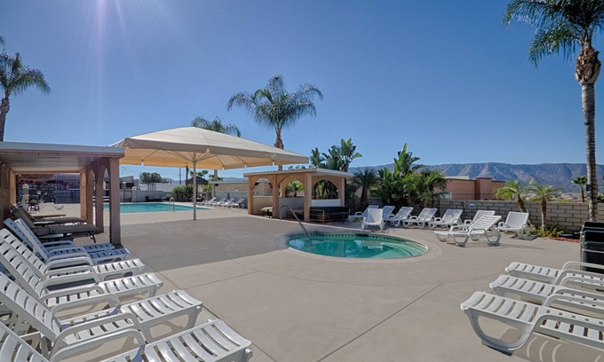 Lake Elsinore Hotel | Econo Lodge Lake Elsinore Casino