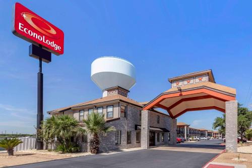 West San Antonio Hotel | Econo Lodge Near Lackland Air Force Base-SeaWorld