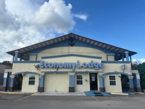 Texas City Hotel | Economy Lodge by Hotel O Texas City