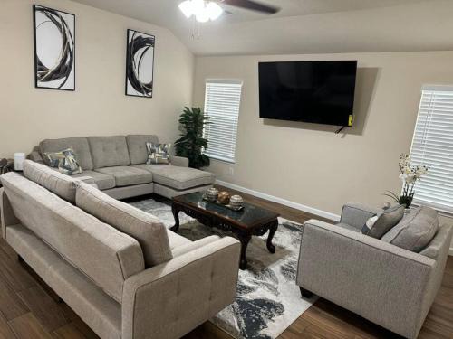 Humble House | Ed Premium Home