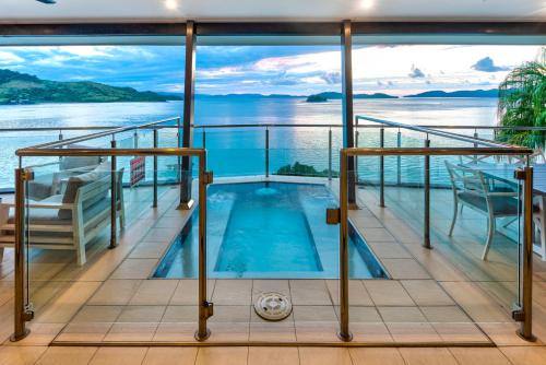 Hamilton Island Apartment | Edge Penthouse on Hamilton Island by HIHA