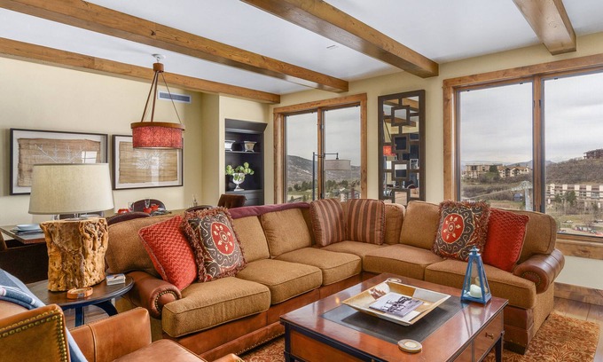 Steamboat Springs Condo | Edgemont 2603 Luxury On Mountain Condo With Ski-In/Ski-Out Access!