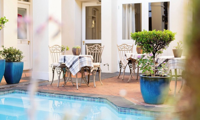 Stellenbosch Central Hotel | Eendracht Hotel