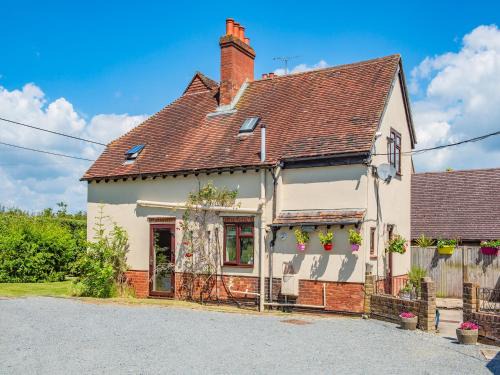 Newenden House | Egmont Farmhouse