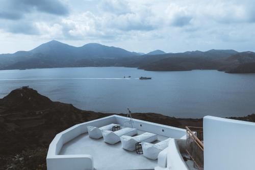 Milos Villa | Eight Infinity Suites - Two-level Residence -