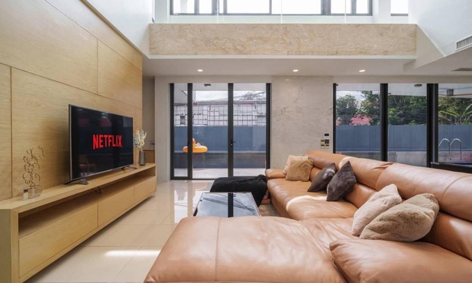 Ekkamai Villa | Ekkamai Luxury Villa With Home Cinema