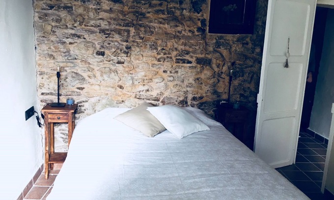 Cardona Apartment | El Baluard - Warm apartment in the old town of Cardona