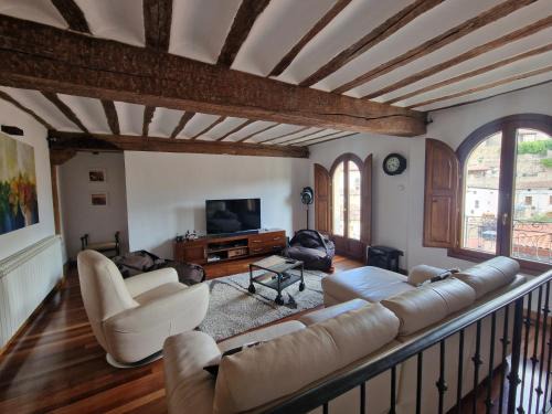 Villoslada de Cameros Ski Chalet | El Palacito