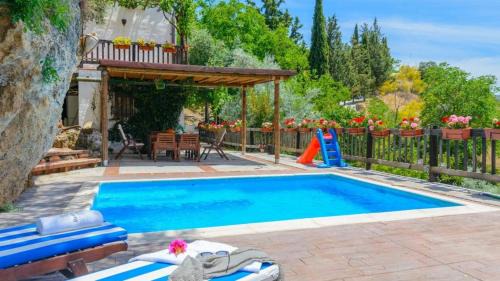Algarinejo House | El Tajil