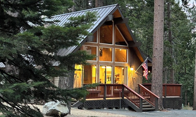 Shaver Lake Cabin | Elderberry + Bluejay ~ Location Goals + Tub Time