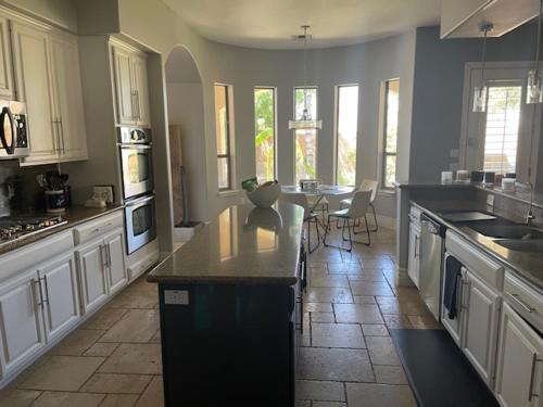 Mesa House | Elegance Meets Comfort