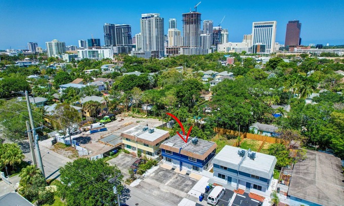 Downtown Fort Lauderdale House | Elegant 2BR/2BA Home Near Downtown