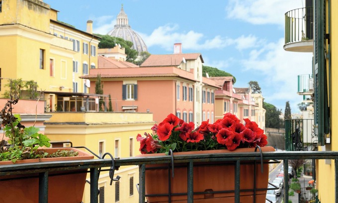 Quartiere XIII Aurelio Apartment | Elegant apartament under San Peter's dome