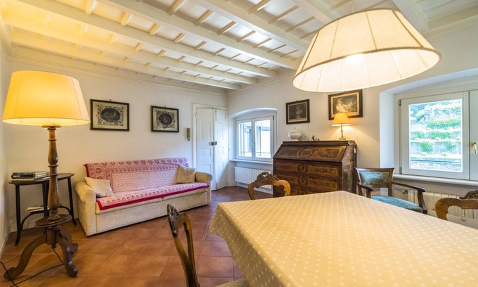Citta Alta Apartment | Elegant, confortable flat in historical house, in the heart of Città Alta